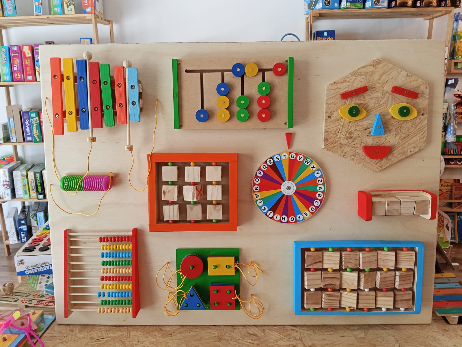 Painel Sensorial Raciocínio Lógico